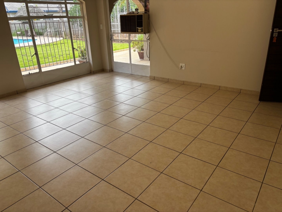 3 Bedroom Property for Sale in Neserhof North West